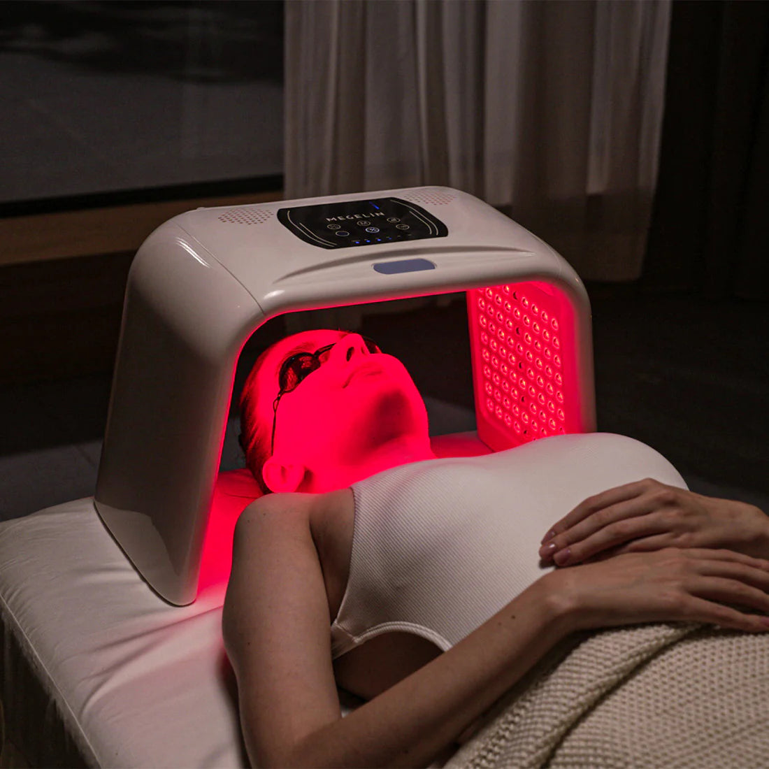 DermaGlow™ Pro – LED Lichttherapie voor Huidverjonging & Herstel